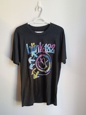 Blink 182 Smiley Face Graphic T Shirt Large Deadstock Skatecore Punk Pop Punk